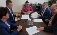 Umowa w sprawie dofinansowania inwestycji drogowych Gminy Iłowo-Osada została podpisana!