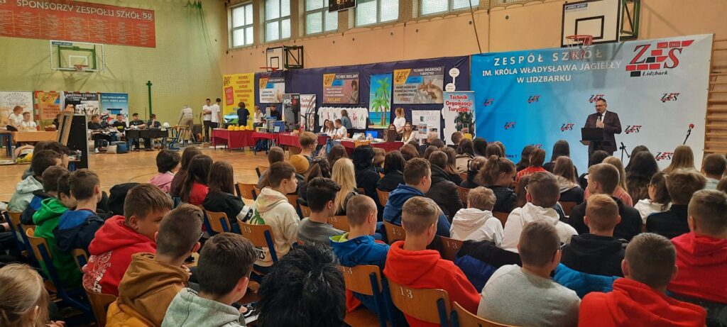 Dzień  Otwarty Szkoły w  Zespole Szkół im. Króla Władysława Jagiełły w Lidzbarku