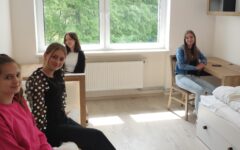 Komfortowe pokoje z łazienkami czekają na uczniów Zespołu Szkół w Malinowie i innych szkół ponadpodstawowych prowadzonych przez Powiat Działdowski!