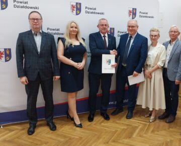 Fundusze na zakup sprzętu i oprogramowania na potrzeby Oddziału Neurologii z Pododdziałem Udarowym w działdowskim SPZOZ od Powiatu Żuromińskiego!