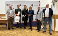 Uroczyste rozdanie nagród dla laureatów konkursu fotograficznego