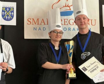 Uczniowie z Zespołu Szkół w Malinowie zwycięzcami w tegorocznym Konkursie Kulinarnym „Smaki regionu nad Jeziorakiem”!